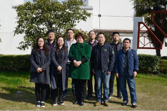 陕西庄臣与协会工作人员合影.jpg